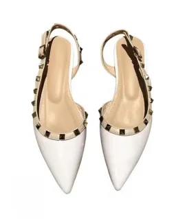 2022 Fashion Sandali con punta a punta con borchie Sandali open toe in pelle Sandali da donna Scarpe basse da donna Scarpe da do