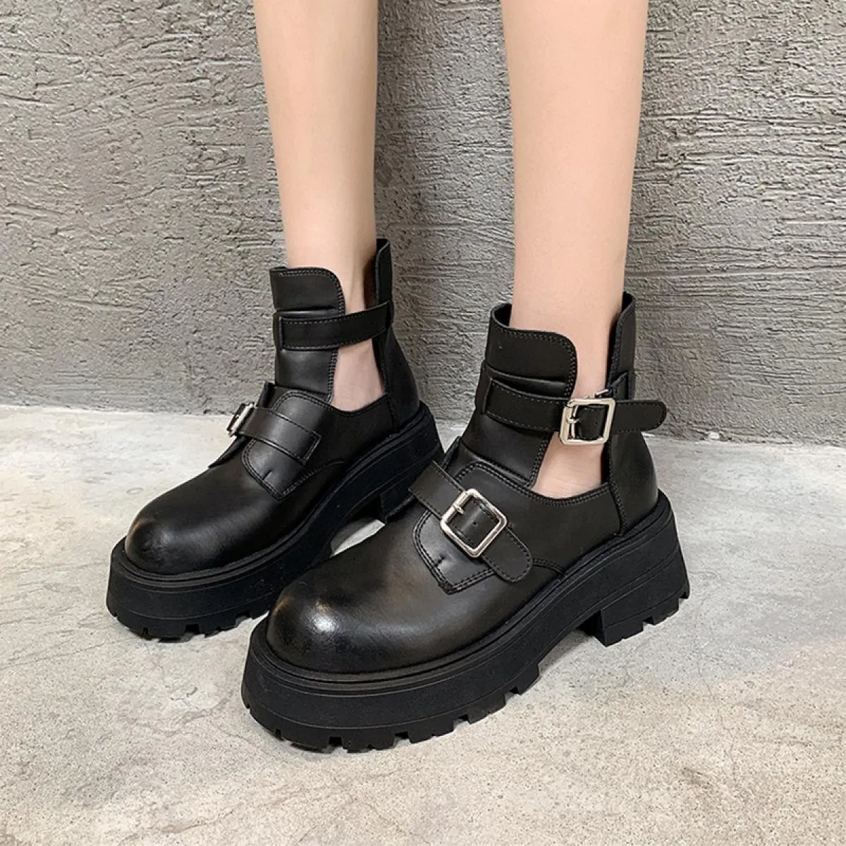 2023 Autunno Nuova Fibbia Punta Rotonda Donne Chelsea Stivali Scarpe Tacco Medio Sandali Chunky Punk Vestito Casual Pompe Cavali