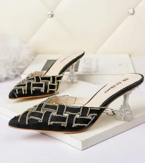 Fashion Silk Pearl Bling Crystal Decoration Slip On Women Pantofole Punta a punta Tacco medio Outdoor Mules Sandali Scarpe da do