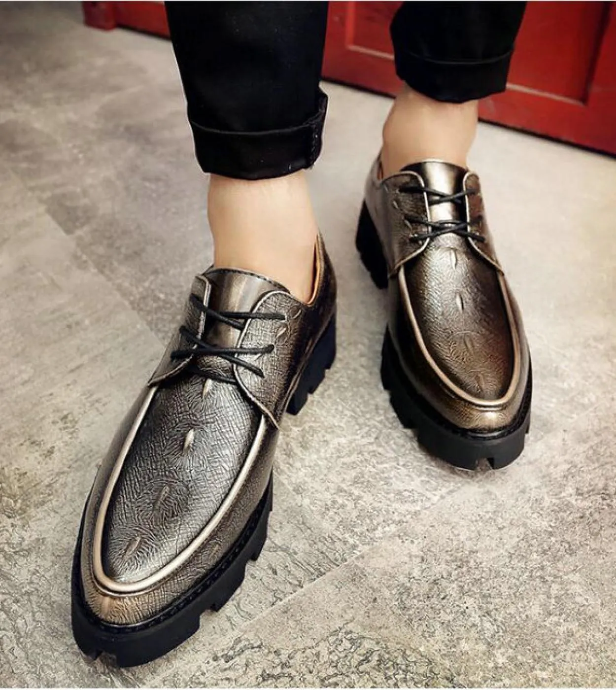 New Fashion Abito da uomo da uomo daffari da uomo Oxfords con punta a punta che guidano scarpe da sposa formali di base Scarpe